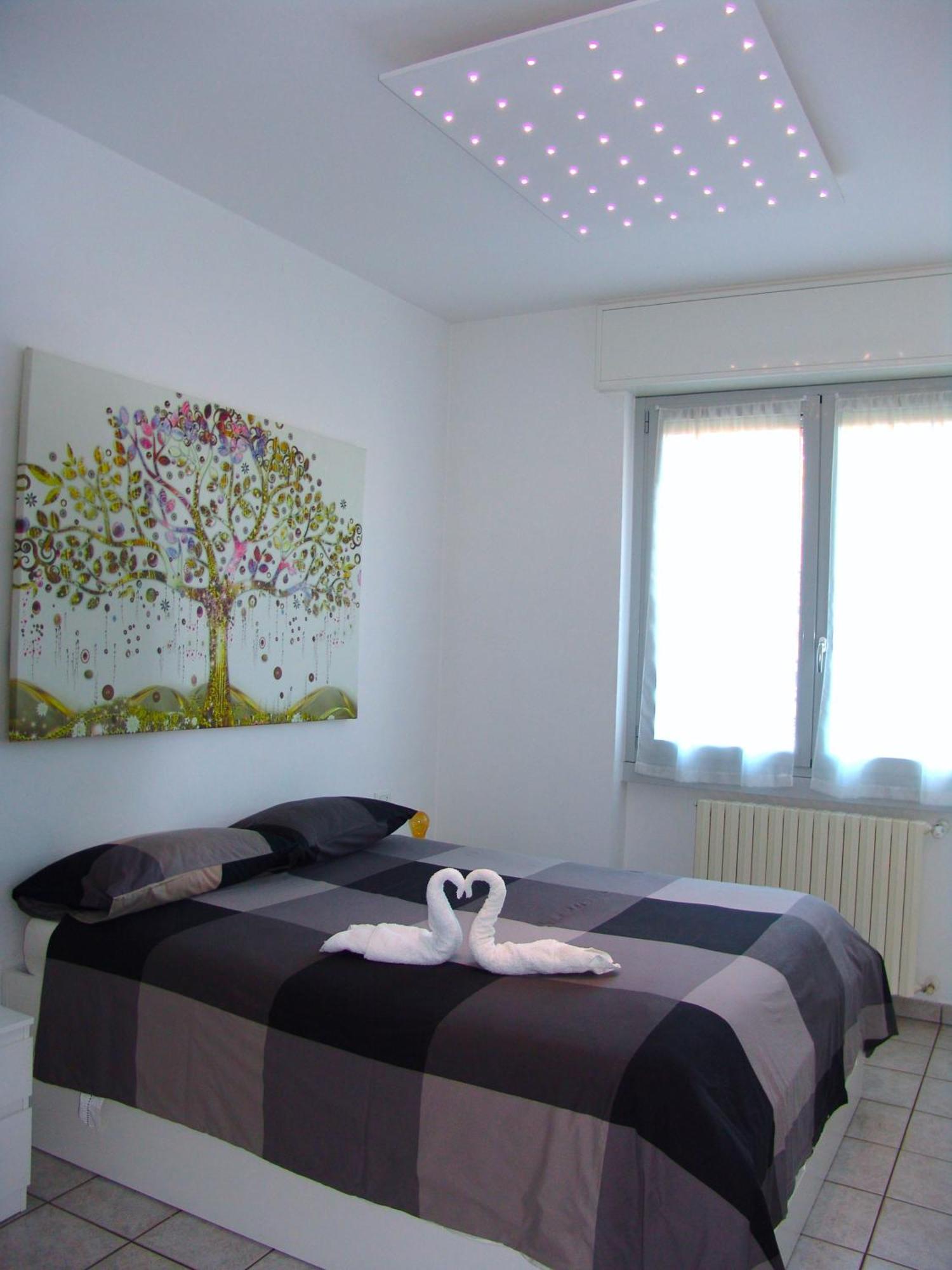 Modern Apartment Luci & Stelle Near Lake Como Нибьонно Экстерьер фото